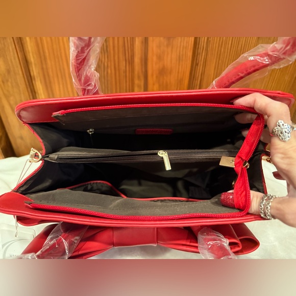 Scarleton Red Quilted Bow Satchel Handbag Crossbody Vegan Leather- NWT - Picture 8 of 8